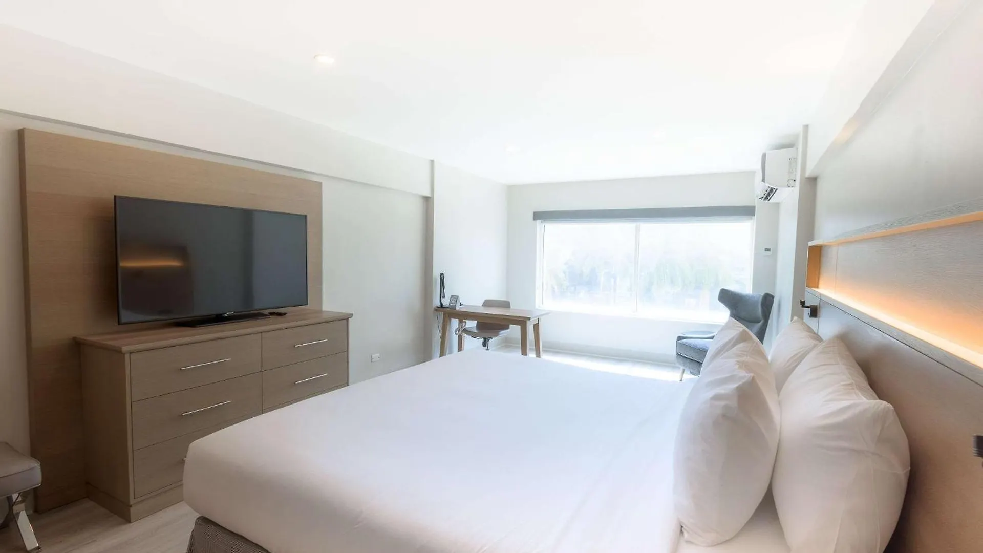 Radisson Hotel Trinidad Port of Spain