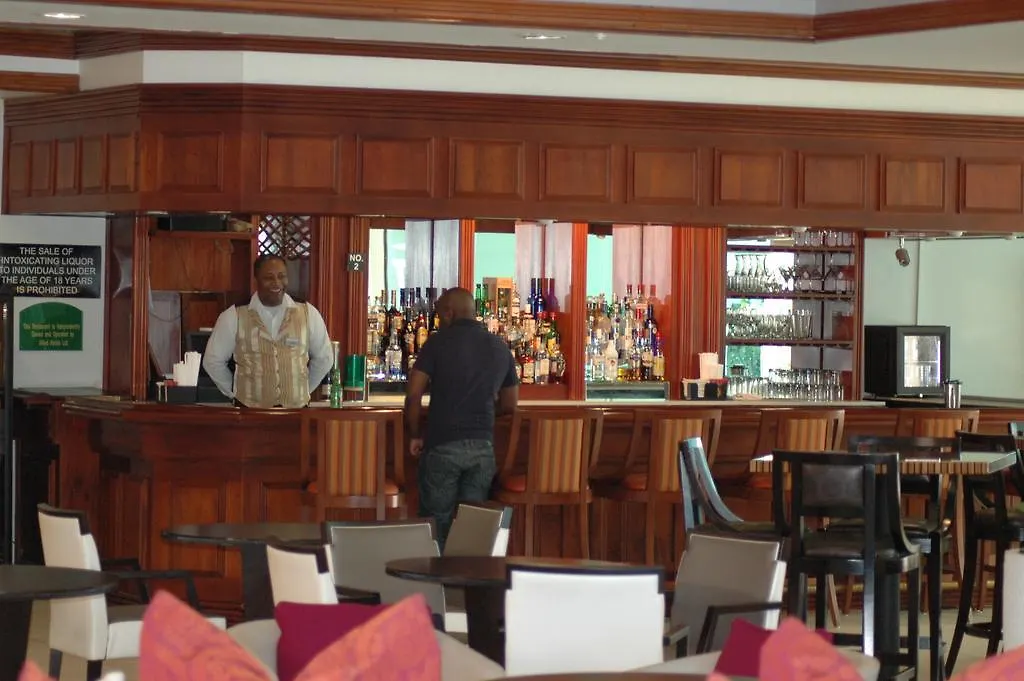 Port of Spain Radisson Hotel Trinidad טרינידד וטובגו